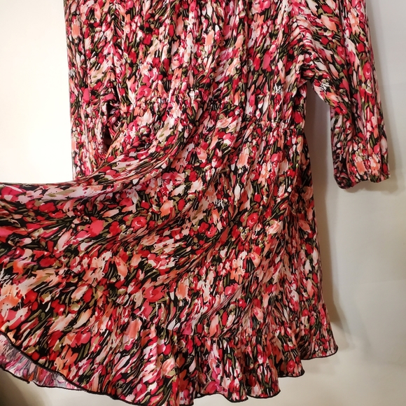 Plus Size 2X 26-28 Babydoll Floral Drawstring Scoop Neck Keyhole Flutter Bottom - Picture 6 of 16